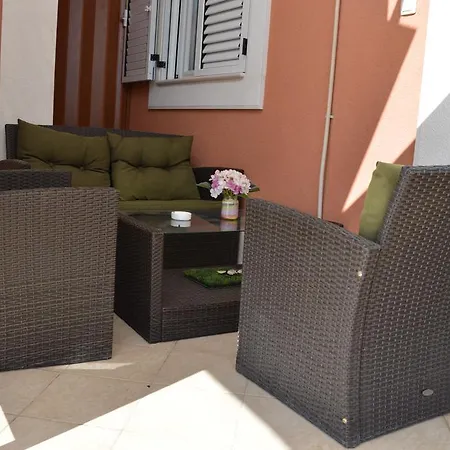 And Tino Guest house 4*